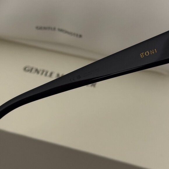 Gentle Monster Black Retro Sunglasses Bold Street Style main image 9